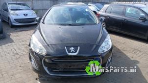 Gebruikte Steekas links-voor Peugeot 308 CC (4B) 1.6 VTI 16V Prijs € 45,00 Margeregeling aangeboden door Autodemontagebedrijf De Mars