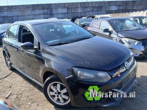 Begagnade Växellåda Volkswagen Polo V (6R) 1.2 TDI 12V BlueMotion Pris € 150,00 Marginaltabell erbjuds av Autodemontagebedrijf De Mars