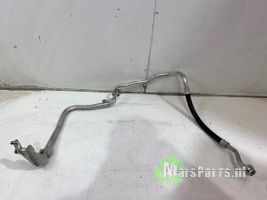 Używane Przewód klimatyzacji Audi A3 Sportback (8YA) 1.5 35 TFSI 16V Mild Hybrid Cena € 60,00 Procedura marży oferowane przez Autodemontagebedrijf De Mars