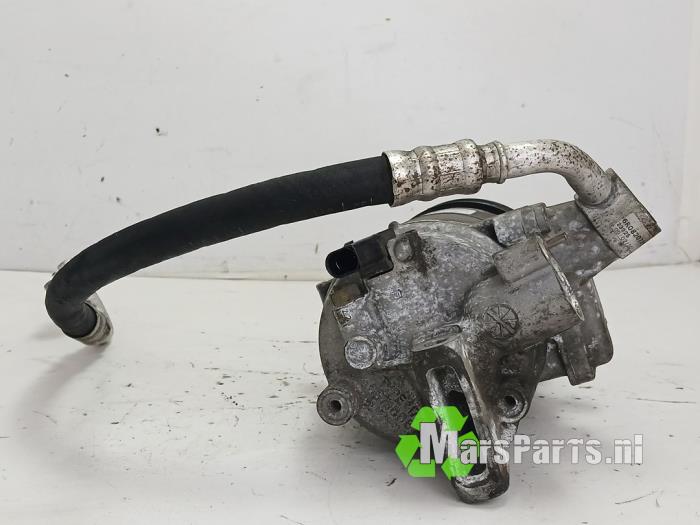 Pompa klimatyzacji z Volkswagen Polo V (6R) 1.2 TDI 12V BlueMotion 2011