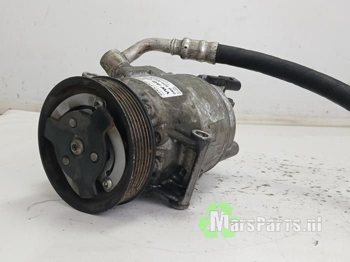 Pompa klimatyzacji z Volkswagen Polo V (6R) 1.2 TDI 12V BlueMotion 2011