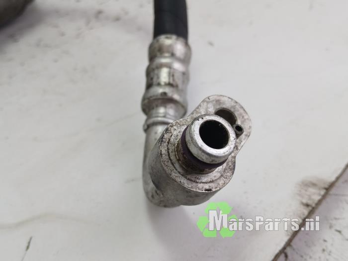 Pompa klimatyzacji z Volkswagen Polo V (6R) 1.2 TDI 12V BlueMotion 2011