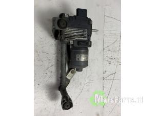 Używane Silnik i mechanizm wycieraczki Volkswagen Touran (1T1/T2) 1.6 FSI 16V Cena € 40,00 Procedura marży oferowane przez Autodemontagebedrijf De Mars