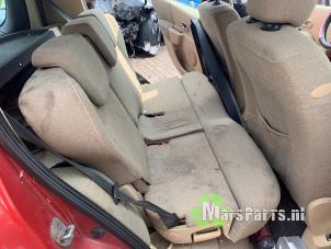 Używane Pas bezpieczenstwa lewy tyl Renault Modus/Grand Modus (JP) 1.4 16V Cena € 40,00 Procedura marży oferowane przez Autodemontagebedrijf De Mars