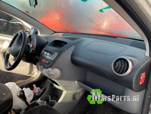 Begagnade Fläktmotor för uppvärmning och ventilation Peugeot 107 1.0 12V Pris € 45,00 Marginaltabell erbjuds av Autodemontagebedrijf De Mars