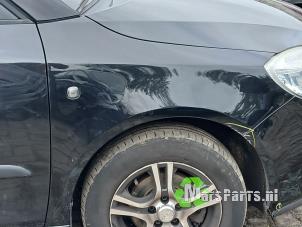 Gebruikte Scherm rechts-voor Skoda Fabia II (5J) 1.2i Prijs € 50,00 Margeregeling aangeboden door Autodemontagebedrijf De Mars