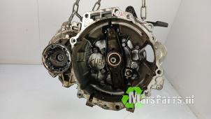 Używane Skrzynia biegów Volkswagen Scirocco (137/13AD) 1.4 TSI 160 16V Cena € 350,00 Procedura marży oferowane przez Autodemontagebedrijf De Mars