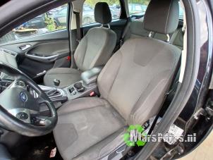 Używane Zestaw powlok (kompletny) Ford Focus 3 Wagon 1.6 TDCi ECOnetic Cena € 125,00 Procedura marży oferowane przez Autodemontagebedrijf De Mars