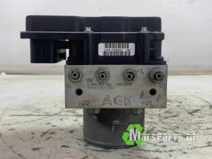 Begagnade ABS-pump Opel Corsa D 1.3 CDTi 16V ecoFLEX Pris € 400,00 Marginaltabell erbjuds av Autodemontagebedrijf De Mars