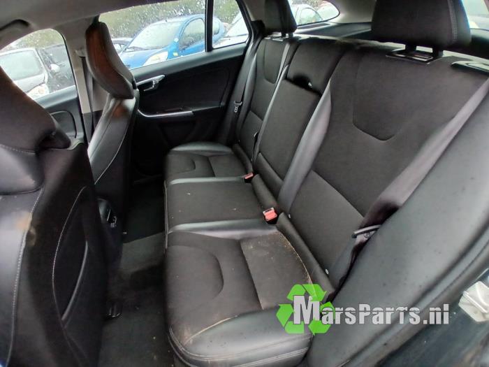 Bekleding Set (compleet) van een Volvo V60 I (FW/GW) 2.0 D4 16V 2015