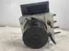 ABS-pump från en Volkswagen Polo V (6R) 1.2 TDI 12V BlueMotion 2011