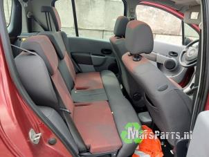 Używane Pas bezpieczenstwa lewy tyl Renault Modus/Grand Modus (JP) 1.6 16V Cena € 40,00 Procedura marży oferowane przez Autodemontagebedrijf De Mars