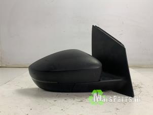 Używane Lusterko zewnetrzne prawe Volkswagen Polo V (6R) 1.2 TDI 12V BlueMotion Cena € 25,00 Procedura marży oferowane przez Autodemontagebedrijf De Mars