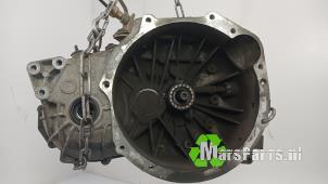 Begagnade Växellåda Dodge Caliber 1.8 16V Pris € 750,00 Marginaltabell erbjuds av Autodemontagebedrijf De Mars