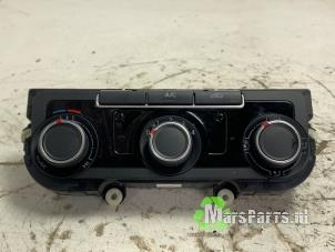 Używane Panel sterowania nagrzewnicy Volkswagen Caddy IV 2.0 TDI 75 Cena € 75,00 Procedura marży oferowane przez Autodemontagebedrijf De Mars