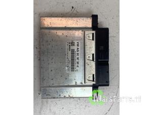 Używane Komputer sterowania silnika Volkswagen Polo V (6R) 1.0 TSI 12V BlueMotion Cena € 50,00 Procedura marży oferowane przez Autodemontagebedrijf De Mars