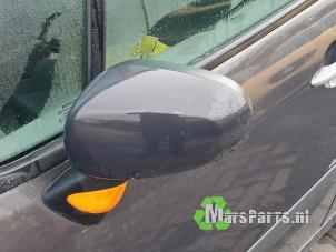 Używane Lusterko zewnetrzne lewe Renault Modus/Grand Modus (JP) 1.6 16V Cena € 40,00 Procedura marży oferowane przez Autodemontagebedrijf De Mars