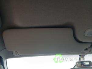 Używane Oslona przeciwsloneczna Renault Modus/Grand Modus (JP) 1.6 16V Cena € 30,00 Procedura marży oferowane przez Autodemontagebedrijf De Mars
