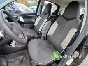 Używane Pas bezpieczenstwa lewy przód Citroen C1 1.0 12V Cena € 50,00 Procedura marży oferowane przez Autodemontagebedrijf De Mars