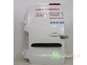Używane Tylne drzwi samochodu dostawczego Peugeot Expert (V1/VA/VB/VE/VF/VT/VY) 2.0 Blue HDi 120 16V Cena € 695,00 Procedura marży oferowane przez Autodemontagebedrijf De Mars