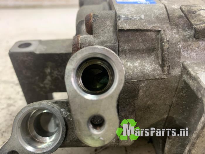 Luftkonditioneringspump från en Toyota Aygo (B10) 1.0 12V VVT-i 2007