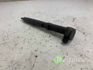 Używane Wtryskiwacz (Diesel) Volkswagen Polo V (6R) 1.2 TDI 12V BlueMotion Cena € 75,00 Procedura marży oferowane przez Autodemontagebedrijf De Mars