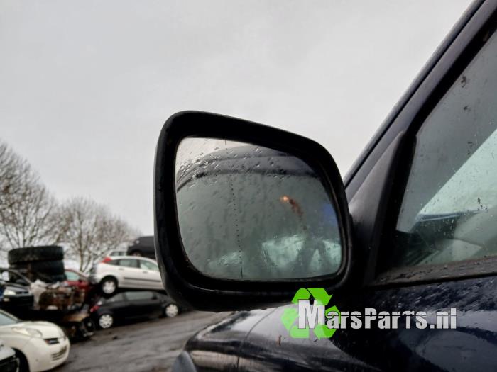 Skärmspegel, vänster från en Volvo XC70 (SZ) XC70 2.4 T 20V 2001