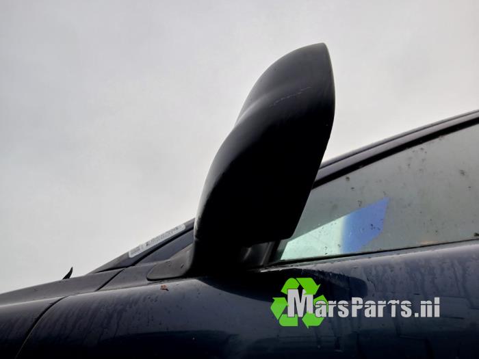 Skärmspegel, vänster från en Volvo XC70 (SZ) XC70 2.4 T 20V 2001