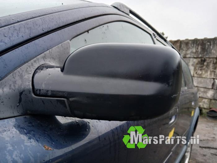 Skärmspegel, vänster från en Volvo XC70 (SZ) XC70 2.4 T 20V 2001