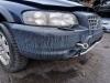 Främre stötfångare från en Volvo XC70 (SZ) XC70 2.4 T 20V 2001