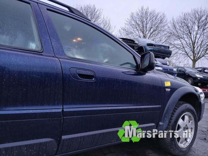 Framdörr, 4-dörrars, höger från en Volvo XC70 (SZ) XC70 2.4 T 20V 2001