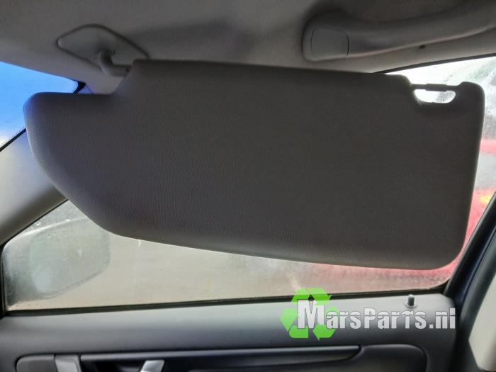 Solskydd från en Volvo XC70 (SZ) XC70 2.4 T 20V 2001