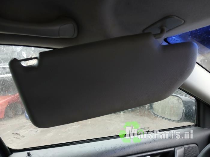 Solskydd från en Volvo XC70 (SZ) XC70 2.4 T 20V 2001