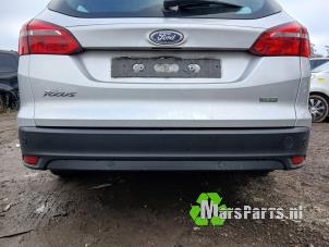 Używane Zderzak tylny Ford Focus 3 Wagon 1.0 Ti-VCT EcoBoost 12V 100 Cena na żądanie oferowane przez Autodemontagebedrijf De Mars