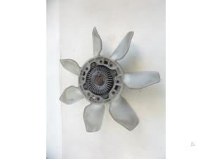 Begagnade Viskosfläkt Toyota Land Cruiser (J12) 3.0 D-4D 16V Pris € 70,00 Marginaltabell erbjuds av Autobedrijf Broekhuis B.V.