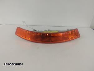 Begagnade Indikator, höger Renault Trafic New (FL) 1.9 dCi 82 16V Pris € 12,10 Inklusive moms erbjuds av Autobedrijf Broekhuis B.V.