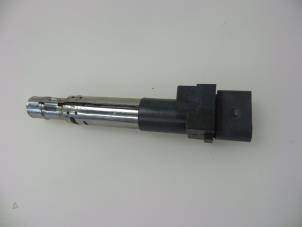 Gebruikte Bobine Volkswagen Touareg (7LA/7L6) 3.2 V6 24V Prijs € 15,00 Margeregeling aangeboden door Autobedrijf Broekhuis B.V.