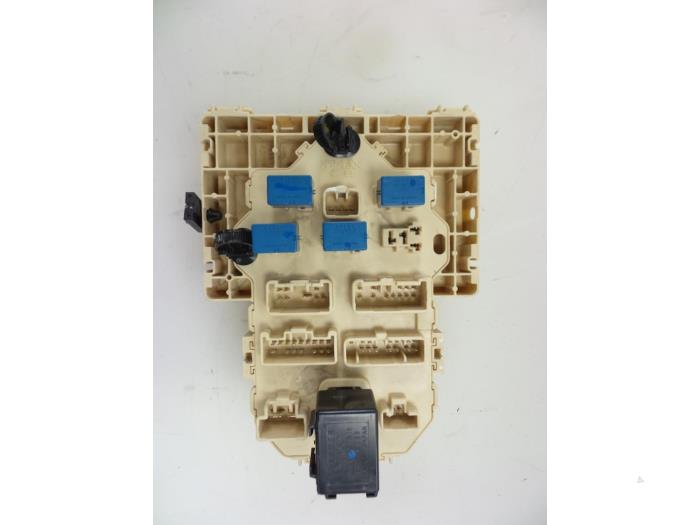 Säkringsbox från en Suzuki SX4 (EY/GY) 1.6 DDiS 2008