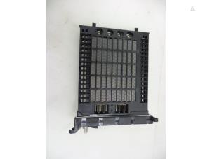 Begagnade Värmeelement Mercedes ML II (164/4JG) 3.0 ML-320 CDI 4-Matic V6 24V Pris € 40,00 Marginaltabell erbjuds av Autobedrijf Broekhuis B.V.