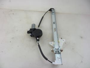 Gebruikte Ruitmechaniek 4Deurs rechts-voor Mazda CX-5 I (KE,GH) 2.0 SkyActiv-G 165 16V 2WD Prijs € 75,00 Margeregeling aangeboden door Autobedrijf Broekhuis B.V.