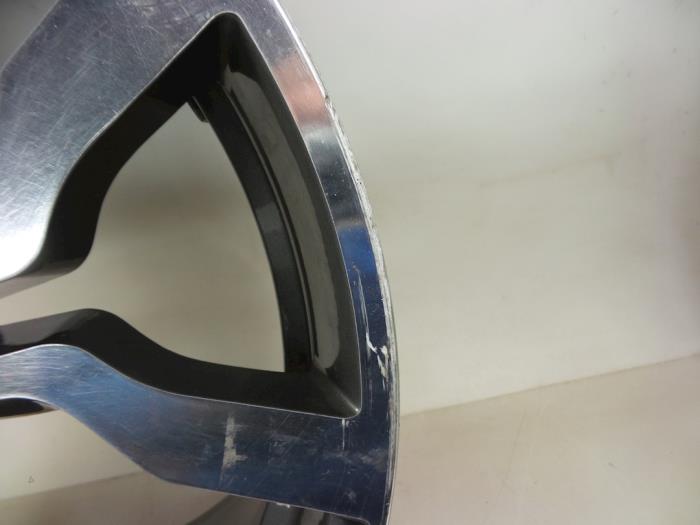 Hjul från en Audi A5 Sportback (8TA) 2.7 TDI V6 24V 2011