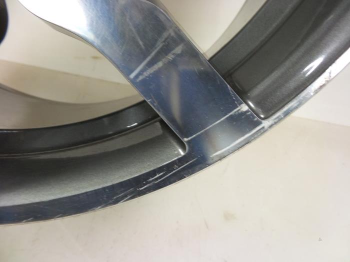 Hjul från en Audi A5 Sportback (8TA) 2.7 TDI V6 24V 2011