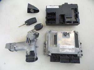 Begagnade Insprutningsdator Ford Fiesta 6 (JA8) 1.6 TDCi 16V ECOnetic Pris € 150,00 Marginaltabell erbjuds av Autobedrijf Broekhuis B.V.