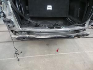 Gebruikte Bumperbalk achter Mercedes E Estate (S212) E-200 CDI 16V BlueEfficiency,BlueTEC Prijs € 70,00 Margeregeling aangeboden door Autobedrijf Broekhuis B.V.