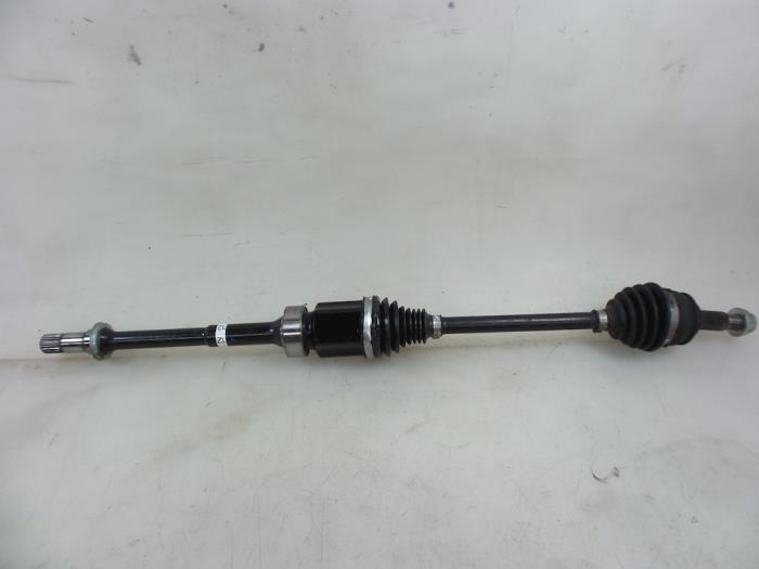 Drivaxel, höger fram från en Mazda 2 (DJ/DL) 1.5 SkyActiv-G 90 2019