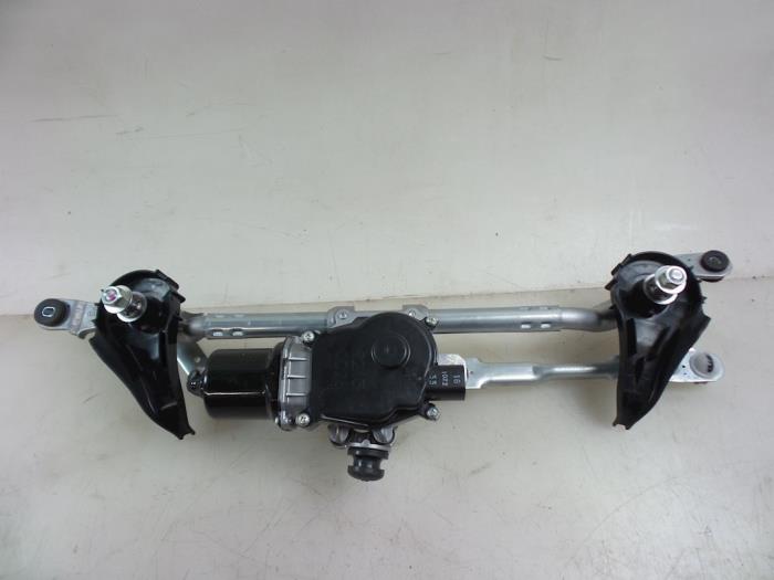 Torkarmotor + mekanism från en Mazda 2 (DJ/DL) 1.5 SkyActiv-G 90 2019