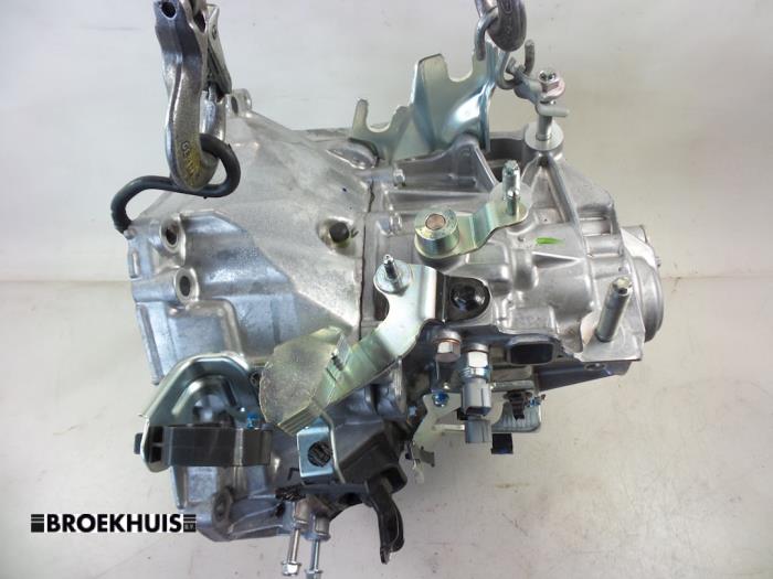 Växellåda från en Mazda 2 (DJ/DL) 1.5 SkyActiv-G 90 2019