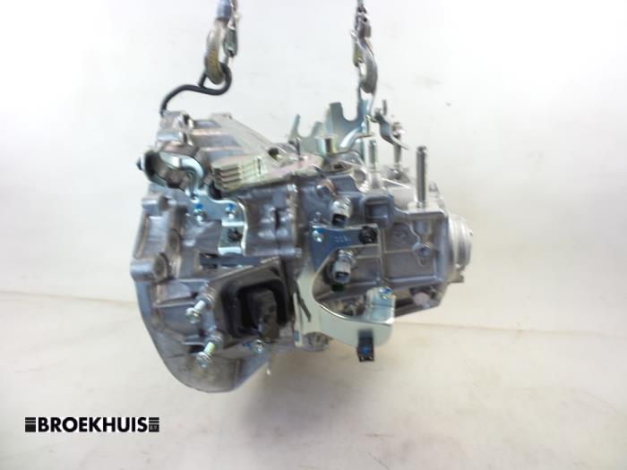 Växellåda från en Mazda 2 (DJ/DL) 1.5 SkyActiv-G 90 2019