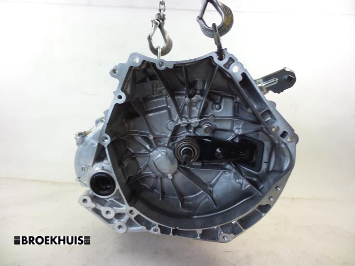 Växellåda från en Mazda 2 (DJ/DL) 1.5 SkyActiv-G 90 2019