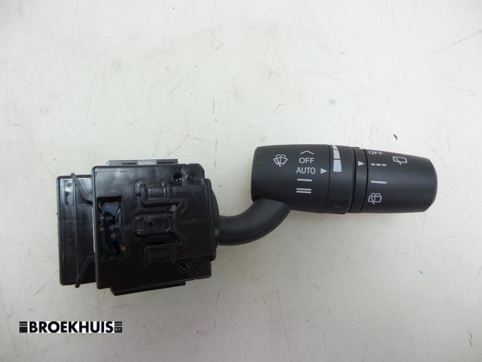 Torkarbrytare från en Mazda 2 (DJ/DL) 1.5 SkyActiv-G 90 2019